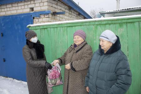 Рязанская область. Депутаты-коммунисты в новогодние праздники навестили активистов ветеранской организации