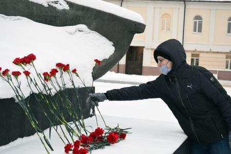 Акция Памяти в Иваново: 116 лет расстрела рабочих в «Кровавое воскресенье»