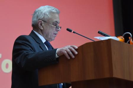 В подмосковных Снегирях открылся XIII Пленум ЦК КПРФ