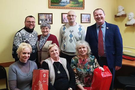 Лидер ивановских коммунистов поздравил партийный актив области с новогодними праздниками