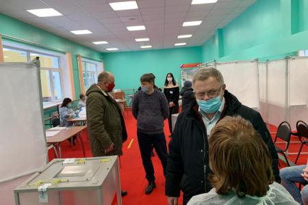 Московская область. Секретарь МК КПРФ Александр Наумов посетил избирательные участки в Коломне