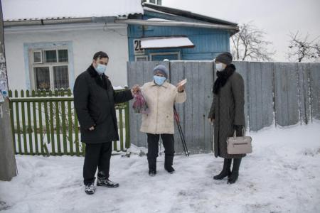 Рязанская область. Депутаты-коммунисты в новогодние праздники навестили активистов ветеранской организации