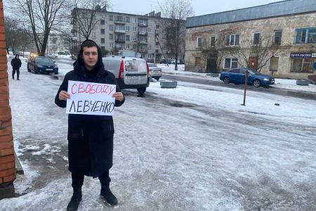 Ленинградская область: Пикеты в поддержку политзаключённых состоялись в Выборге