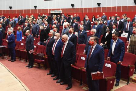 В подмосковных Снегирях открылся XIII Пленум ЦК КПРФ
