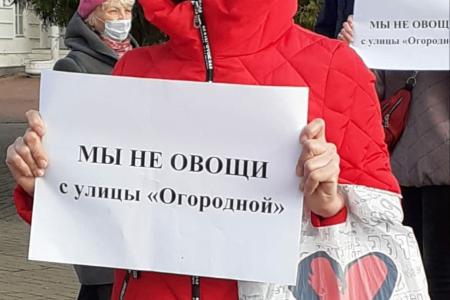Ю.В. Афонин: Мы будем добиваться не приостановки, а полной отмены незаконного решения о переименовании улиц Тарусы с советскими названиями