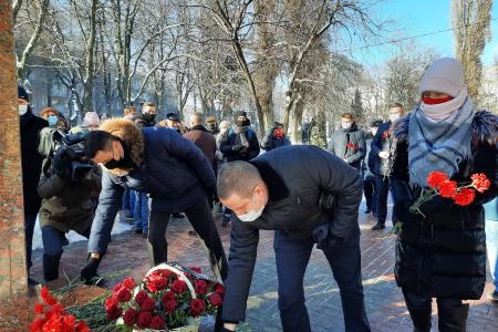 Воронежские коммунисты почтили память государственного деятеля В.И. Воротникова
