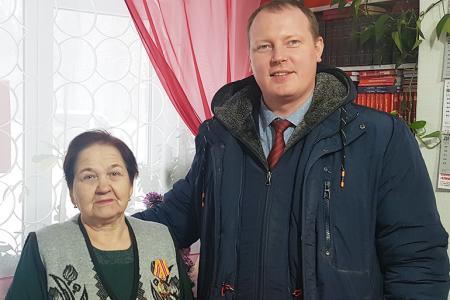 Лидер ивановских коммунистов поздравил партийный актив области с новогодними праздниками