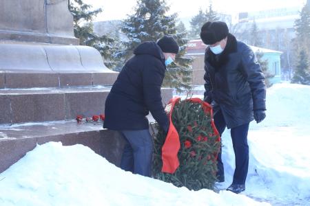 Омские коммунисты почтили память В.И. Ленина