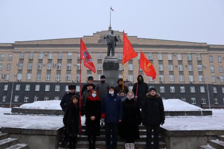 В Орловской области прошли акции КПРФ, посвященные памяти В.И. Ленина