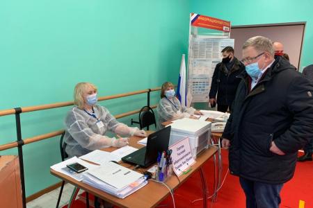 Московская область. Секретарь МК КПРФ Александр Наумов посетил избирательные участки в Коломне