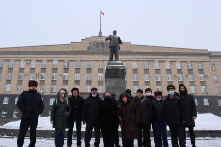 В Орловской области прошли акции КПРФ, посвященные памяти В.И. Ленина