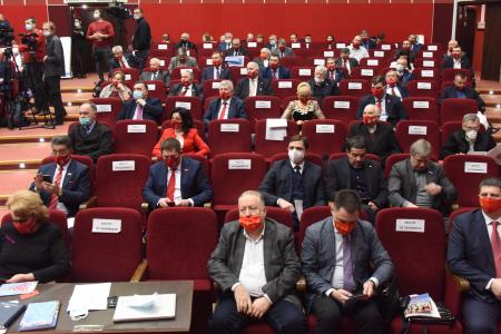 В подмосковных Снегирях открылся XIII Пленум ЦК КПРФ