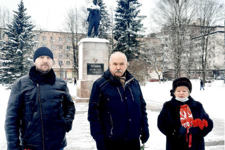 В Ленинградской области почтили память Владимира Ильича Ленина