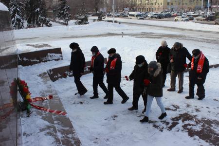 Сталинградские коммунисты почтили память Владимира Ильича Ленина
