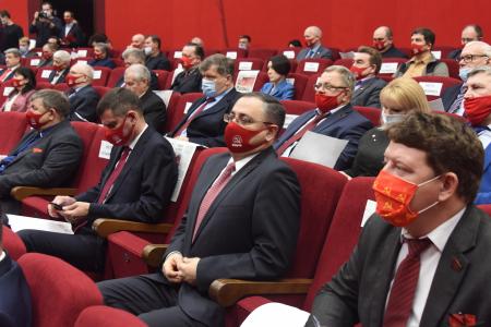 В подмосковных Снегирях открылся XIII Пленум ЦК КПРФ
