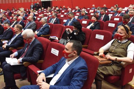В подмосковных Снегирях открылся XIII Пленум ЦК КПРФ