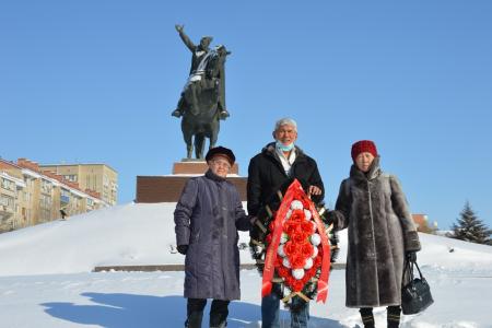 В Калмыкии отметили День Советской Армии и Военно-Морского Флота