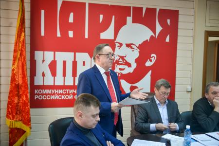 Коммунисты Новосибирской области проводят кустовые совещания