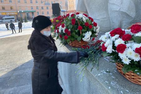 Рязань. Депутаты-коммунисты приняли участие в торжественных мероприятиях, приуроченных ко Дню Советской армии и ВМФ