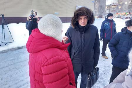 Тюменская область. Депутаты КПРФ защищают граждан, которых выселяют из квартир по решению суда