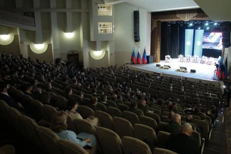 «Будущее Донбасса – только с Россией!». К.К. Тайсаев посетил с рабочим визитом ДНР