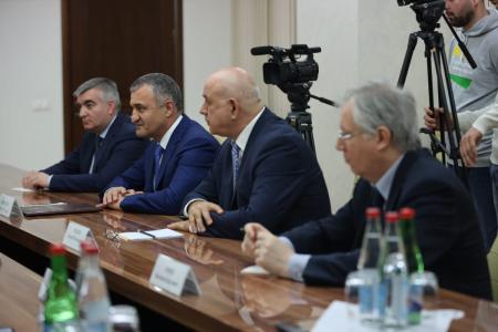 Рабочий визит Казбека Тайсаева в Южную Осетию