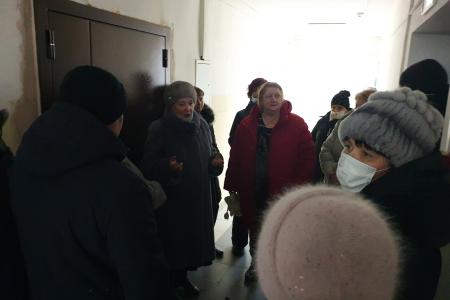 Тюменская область. Депутаты КПРФ защищают граждан, которых выселяют из квартир по решению суда