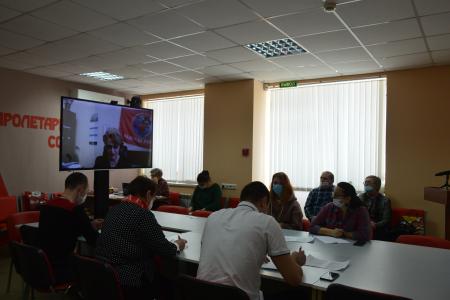 Ивановские коммунисты провели круглый стол на тему дистанционного обучения