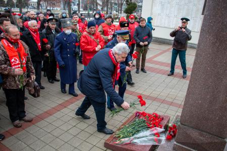 Краснодарский край. Активисты КПРФ и других лево-патриотических организаций отметили День рождения Красной Армии и Военно-морского флота