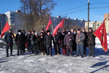 Подмосковные коммунисты отметили День Советской Армии и Военно-Морского флота