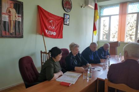 К.К. Тайсаев принял участие во II этапе XXXIV конференции Северо-Осетинского республиканского отделения КПРФ, посетил районные комитеты КПРФ