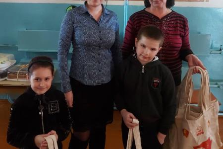 Алтайский край. Мария Прусакова вручила призы школьникам Шипуновского района