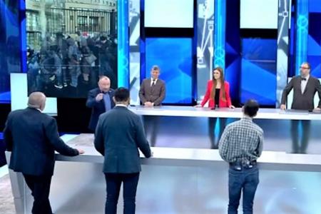 Дмитрий Новиков в эфире Первого канала: «Лидер оппозиции – Зюганов, а не Навальный»
