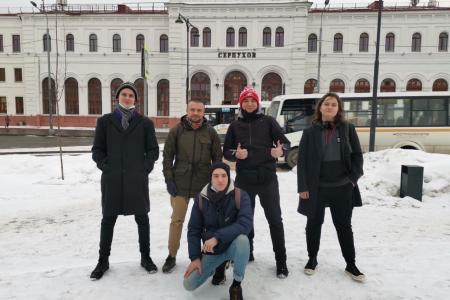 Калужская область. Сторонники переименования советских улиц Тарусы позвали на подмогу фашиствующих молодчиков, которые терроризируют местное население