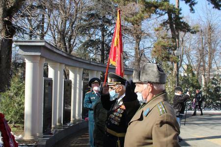 Республика Крым. С Днем Советской Армии и Военно-Морского флота!