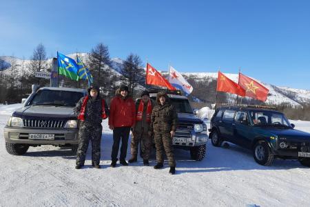 Коммунисты Магаданской области 23 февраля провели красные автопробеги
