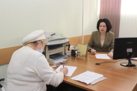 Калужская область. Депутат Марина Костина провела приём избирателей