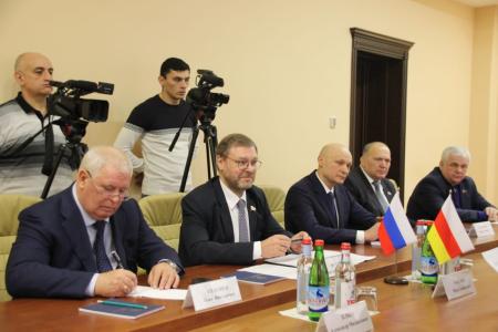 Рабочий визит Казбека Тайсаева в Южную Осетию