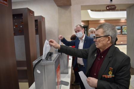 П.Н. Грудинин принял участие в отчетно-выборной конференции Алтайского краевого комитета КПРФ