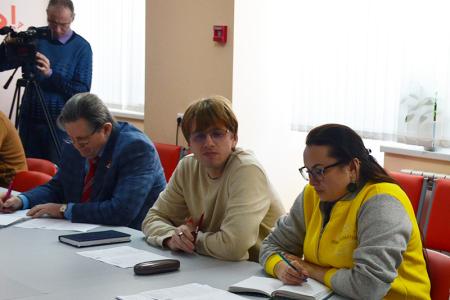 Бюро Ивановского обкома КПРФ постановило провести в регионе Народный опрос по значимым социально-экономическим проблемам