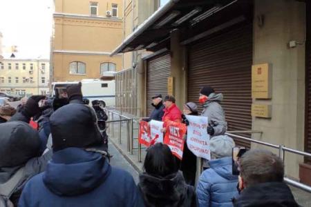 «Свободу Бондаренко!» Депутаты от КПРФ потребовали у АП остановить политические репрессии