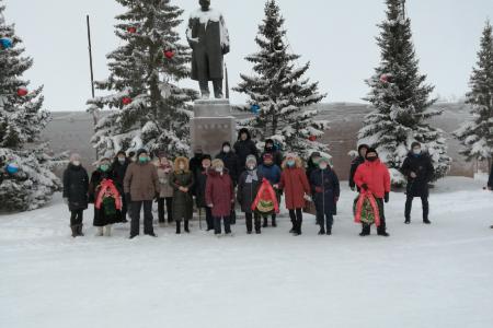 Ненецкий ОК КПРФ: 103-я годовщина создания Советской Армии и Военно-Морского флота