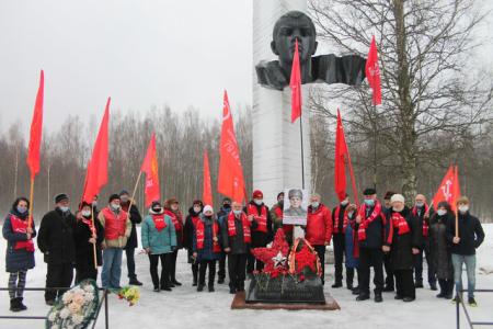 Псковская область. КПРФ провела красные автопробеги