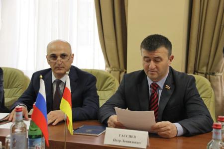 Рабочий визит Казбека Тайсаева в Южную Осетию