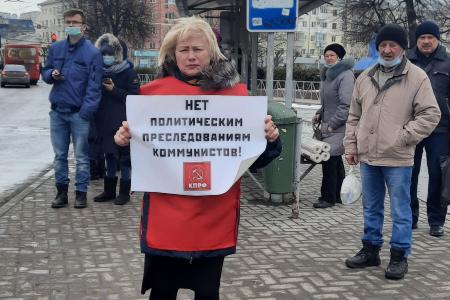 Рязанские коммунисты вышли на одиночные пикеты в честь 30-летней годовщины референдума «За сохранение СССР»