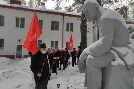 Коммунисты Тюмени почтили память И.В. Сталина