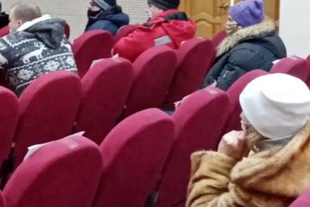 Первый секретарь Саратовского обкома КПРФ Ольга Алимова встретилась с жителями посёлка Красный Текстильщик