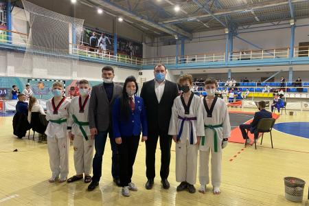 Тюменские комсомольцы поддержали участников Чемпионата области по Тхэквондо