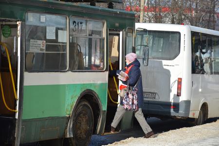 Праздничные информ-пикеты коммунистов города Иваново