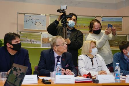 Родина манула в опасности. В.Г. Поздняков побывал в Даурском заповеднике